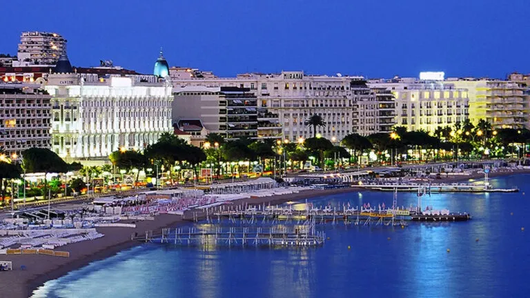 Cannes (06150)